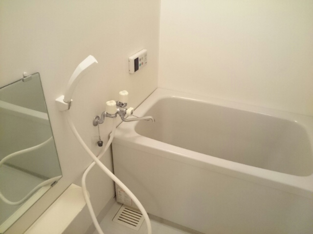 ウエスト・ビレッジⅡ番館 風呂画像