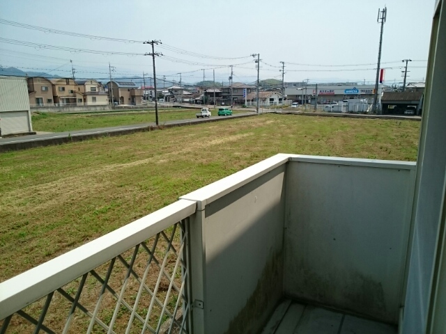 ウエスト・ビレッジⅡ番館 ベランダ