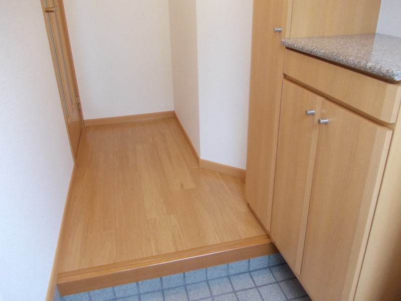 パン　ビュイッソンⅠ 玄関