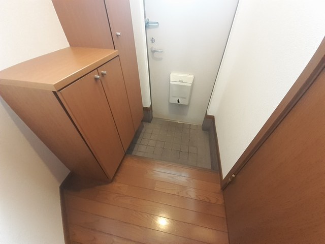 コスモスＢ 玄関