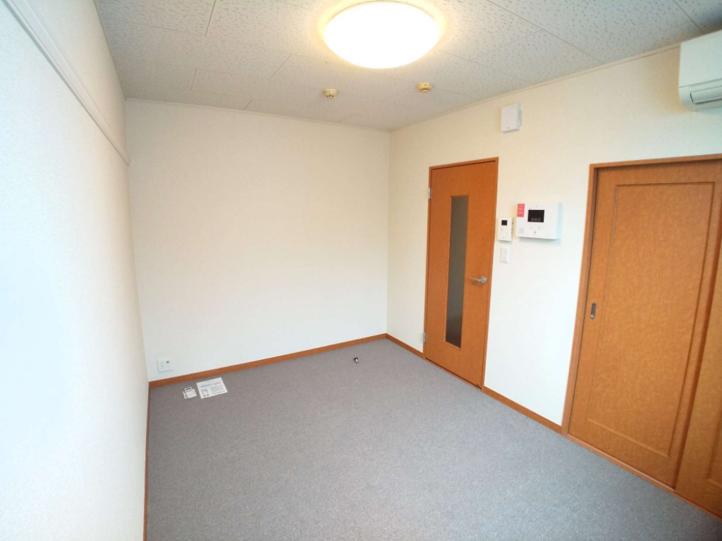 レオパレスカサブランカⅡ ベッドルーム