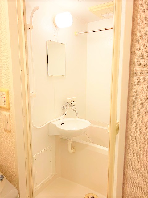 レオパレスドリーム甲東園 風呂画像