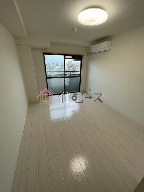 ロイヤル巽 ベッドルーム