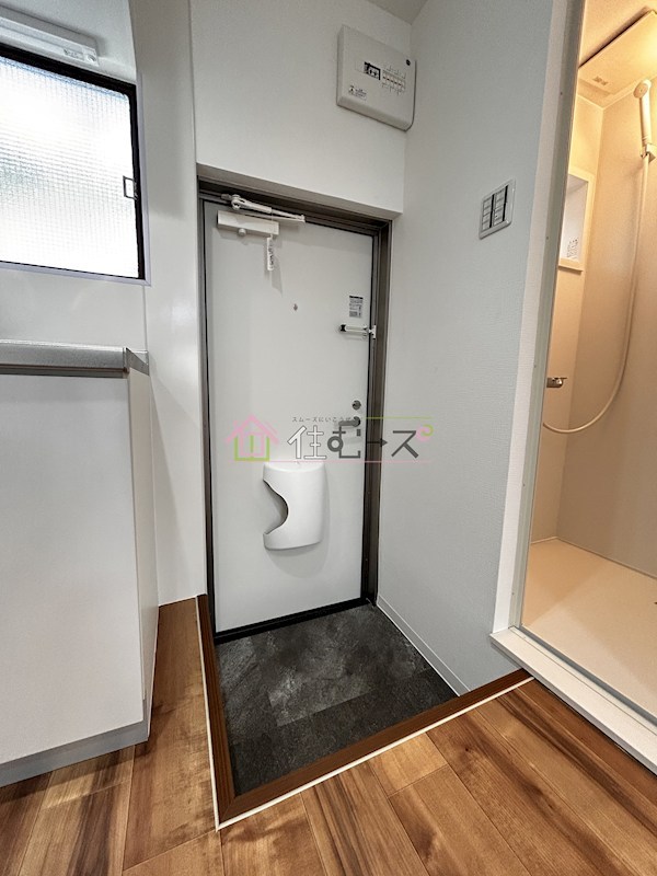 ロイヤルハイツ 玄関