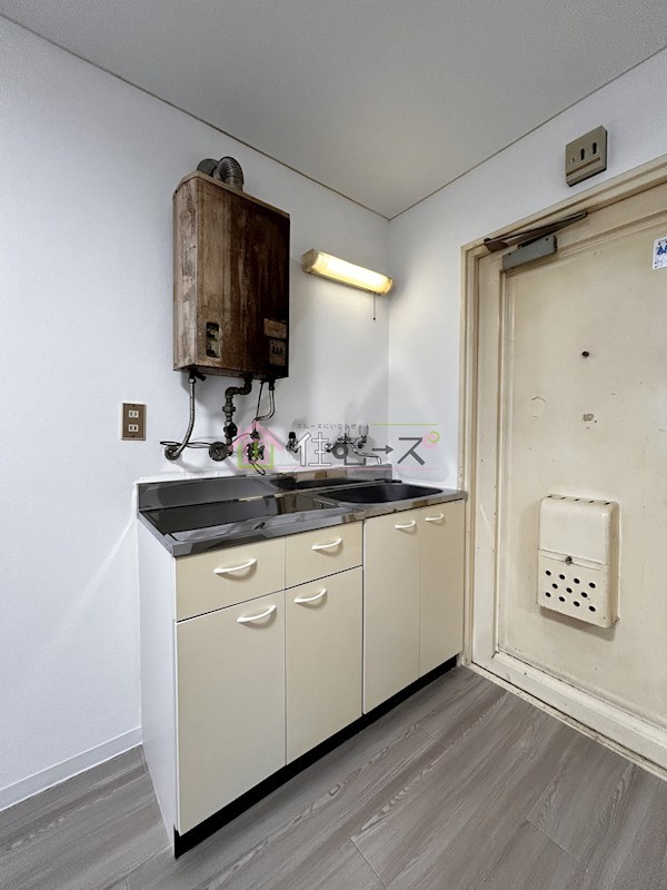 CoCoメゾン西田辺 キッチン