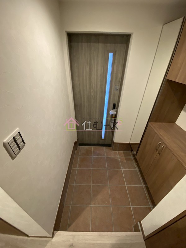 大阪市此花区酉島3丁目戸建 玄関