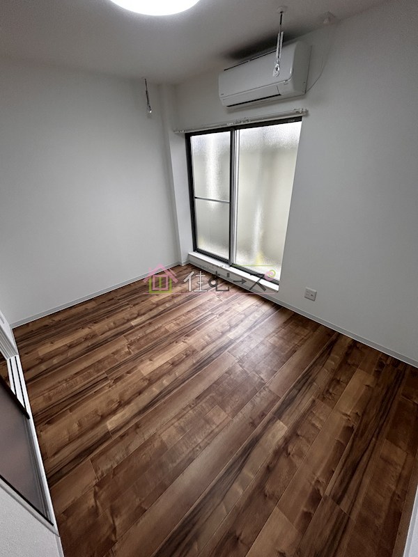 ロイヤルハイツ ベッドルーム