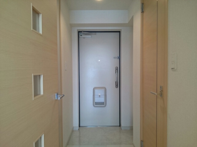 プラージュ堺 玄関