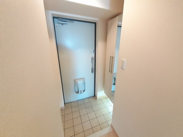 グランデ尼崎 玄関