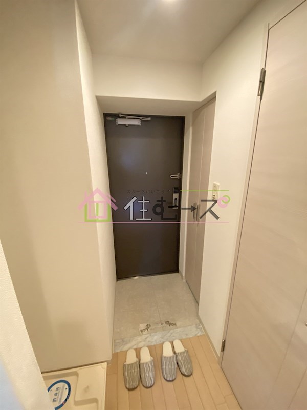 エスリード京橋ステーションプラザ 玄関