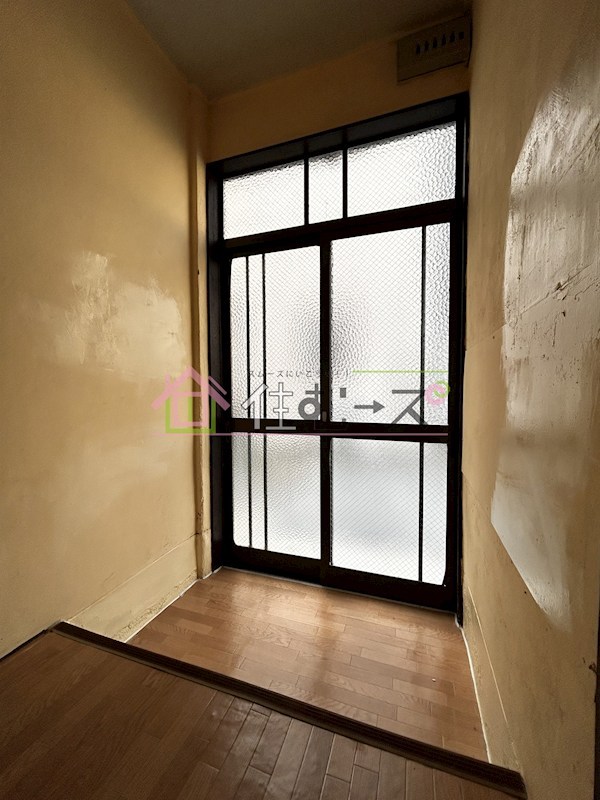 南江口3丁目テラスハウス 玄関