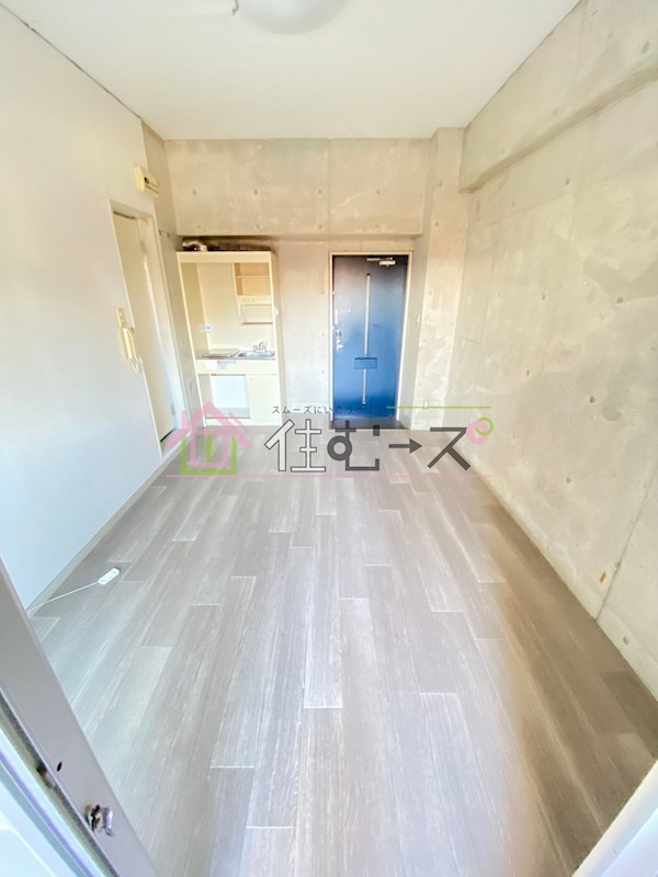 デイズハイツ三先 リビング