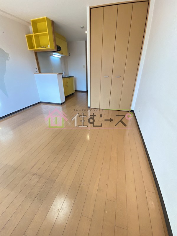 エル・セレーノ東三国 リビング