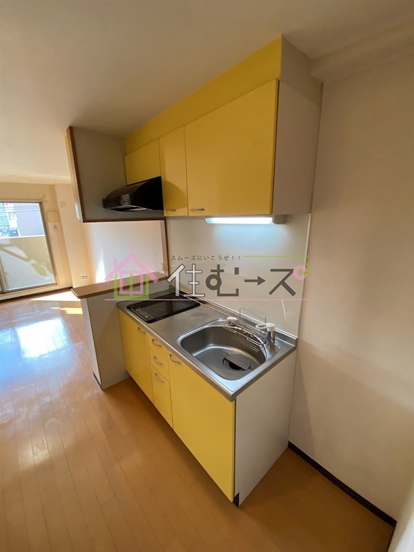 エル・セレーノ東三国 キッチン