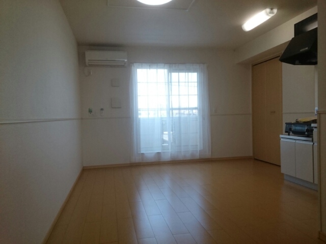 エトワール　（田井中） リビング