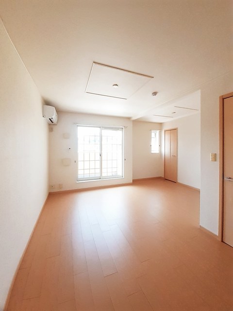 ソレア－ド久保Ⅰ番館 リビング