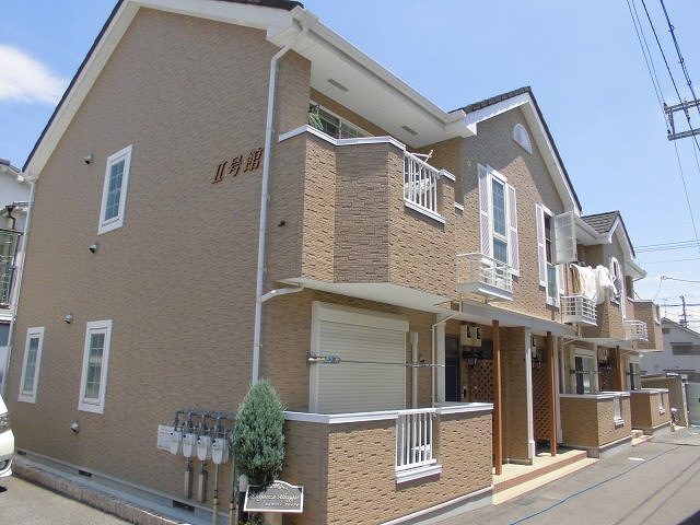 エレガンツァ　アロッジオⅡ号館 外観