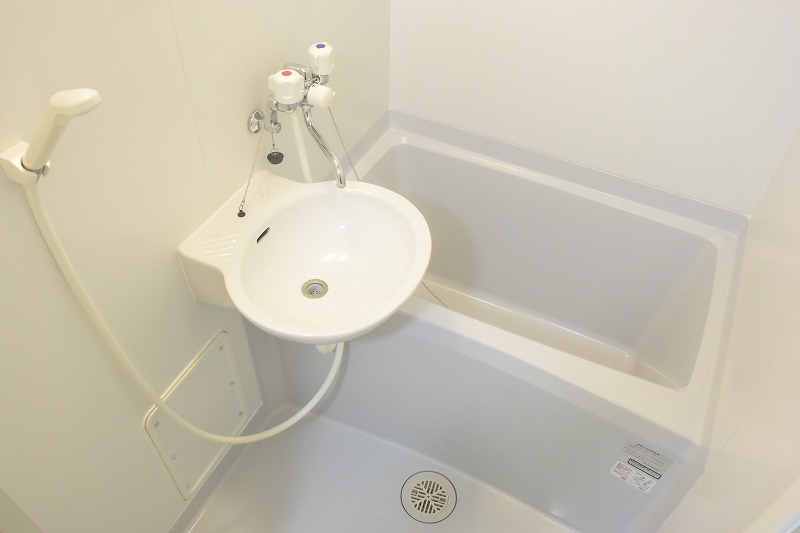 レオパレスみやび 風呂画像