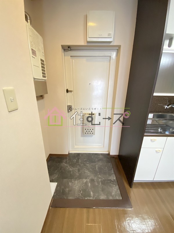 シャルマン桜宮 玄関