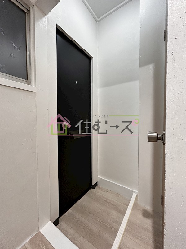 キー・トゥック・サー・キドグチ 玄関