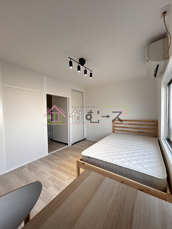 キー・トゥック・サー・キドグチ リビング