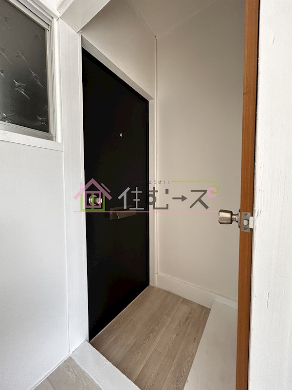 キー・トゥック・サー・キドグチ 玄関