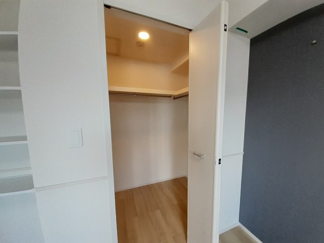 グレース讃良 その他4