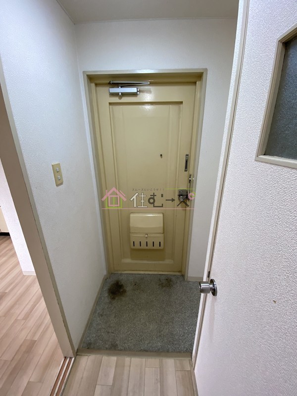 ウィステリア墨江 玄関