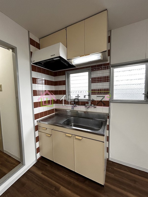 NYK針中野 キッチン