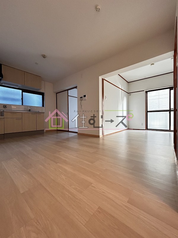 公園南ハイツ司 リビング