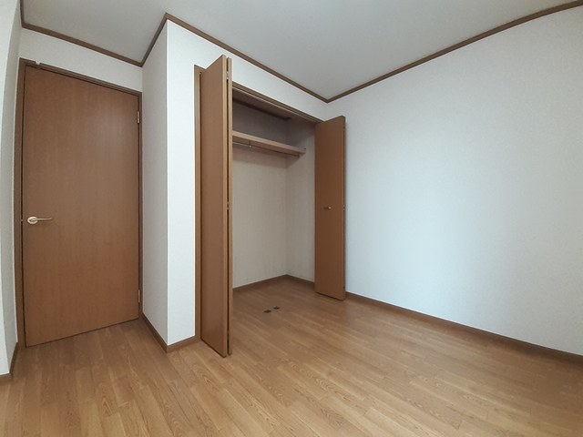 シャン・ノールⅡ その他2