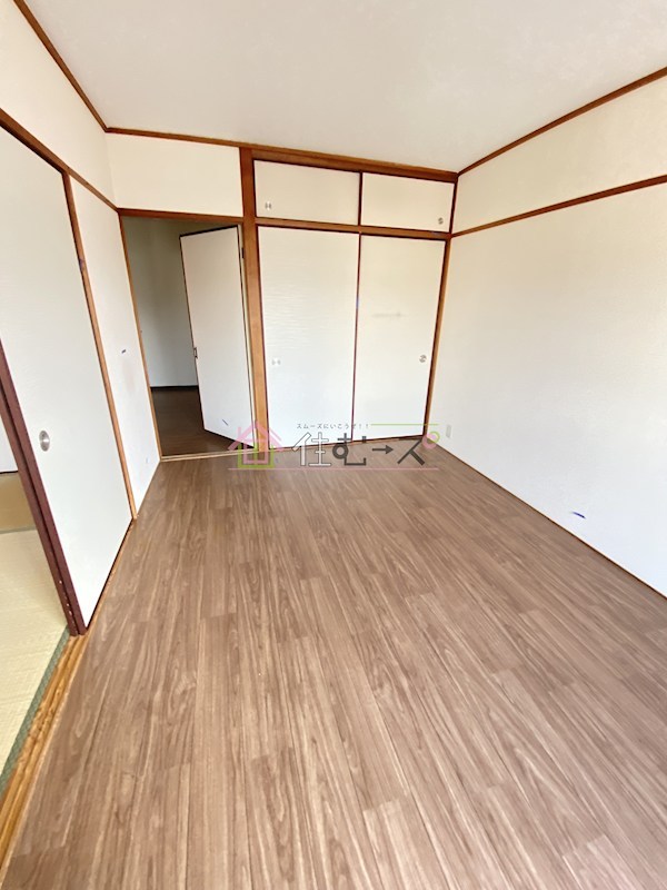 トチタテビル リビング