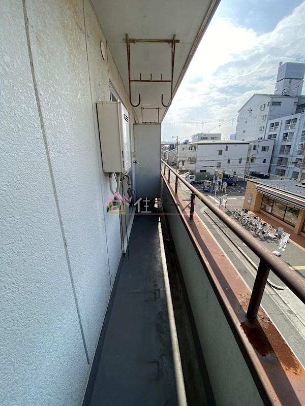 トチタテビル ベランダ