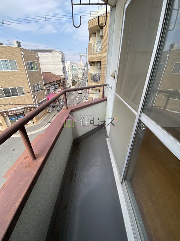 トチタテビル ベランダ