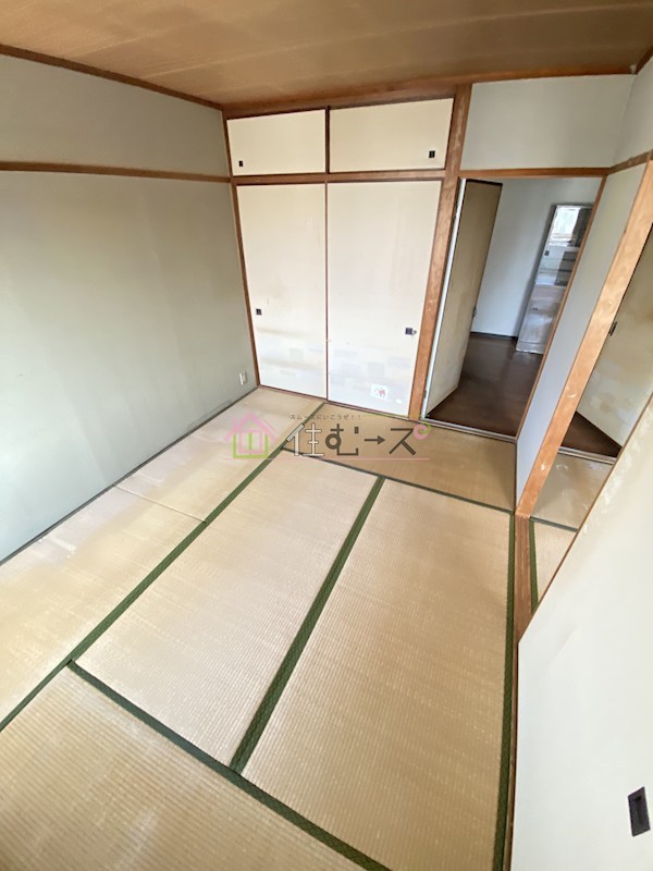 トチタテビル リビング