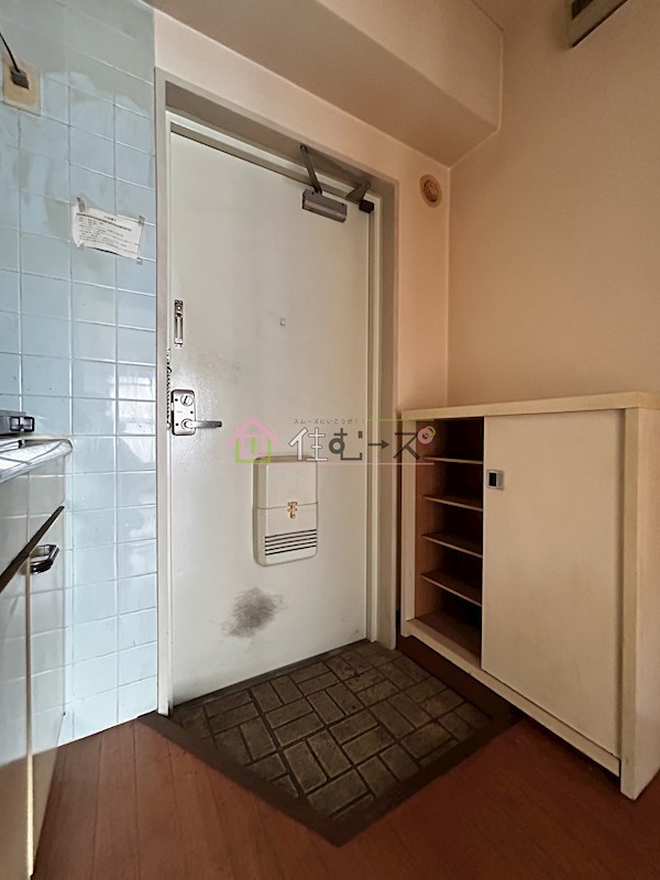 メゾンドール森ノ宮 玄関