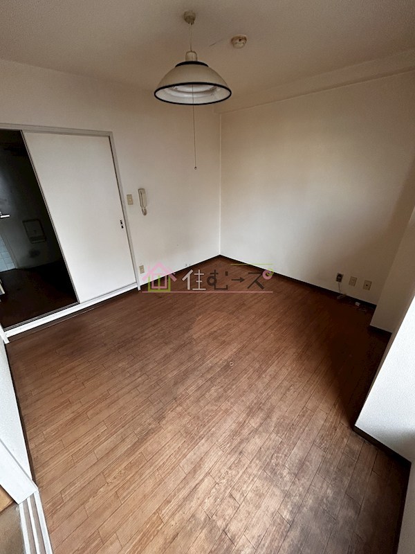 メゾンドール森ノ宮 リビング