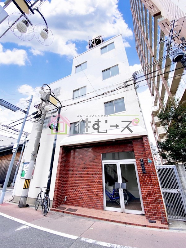 安立ハイツ 外観