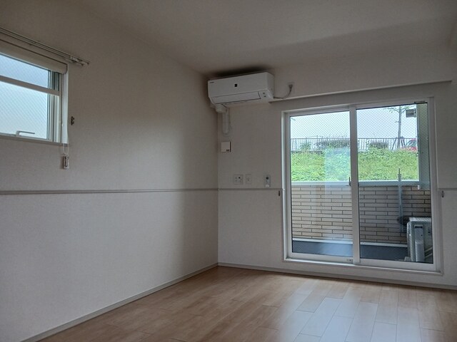 ホームズ豊田　ウエスト リビング