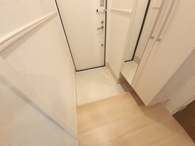 ポルチュラーカ 玄関