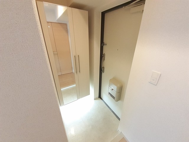 トレスオハス　稲葉荘 玄関