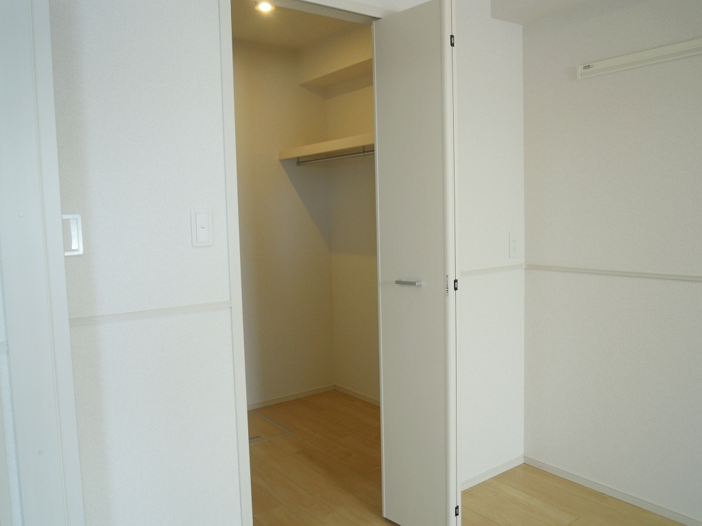 エム・ヴィレッジⅡ その他3