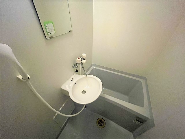 レオパレスＦｕｃｈｕ　Ｋｉｔａ 風呂画像