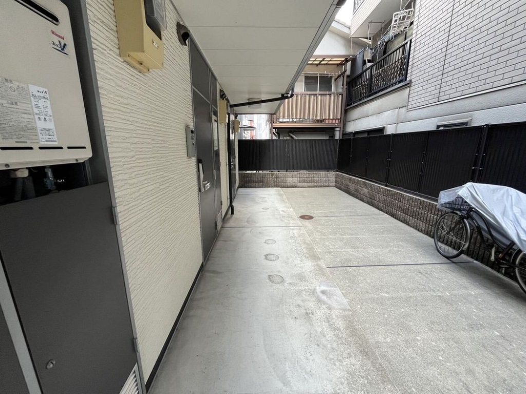 レオパレスアスター その他6