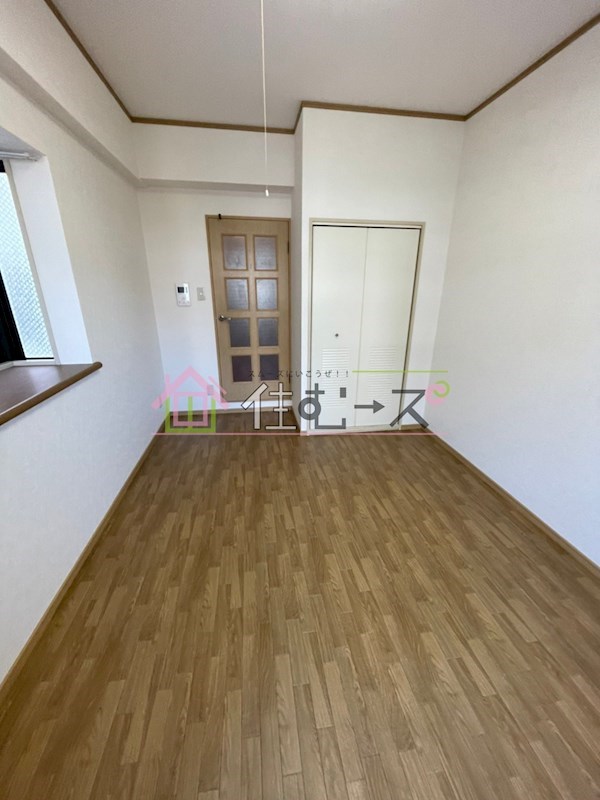 ノルデンハイム瑞光Ⅱ リビング