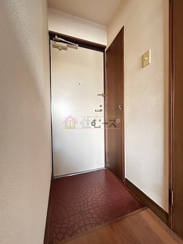 グローリア諏訪 玄関