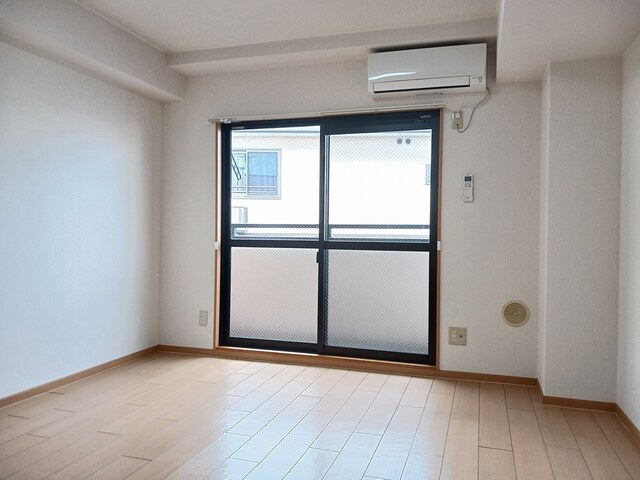 レジデンス　ブリランテ リビング