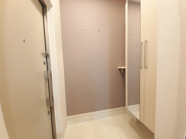 グレースヴィラ 玄関