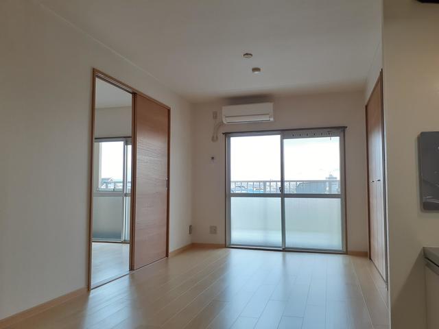 メルヴェール昆陽 リビング