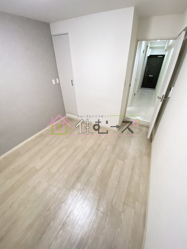 中之島ロイヤルハイツA リビング